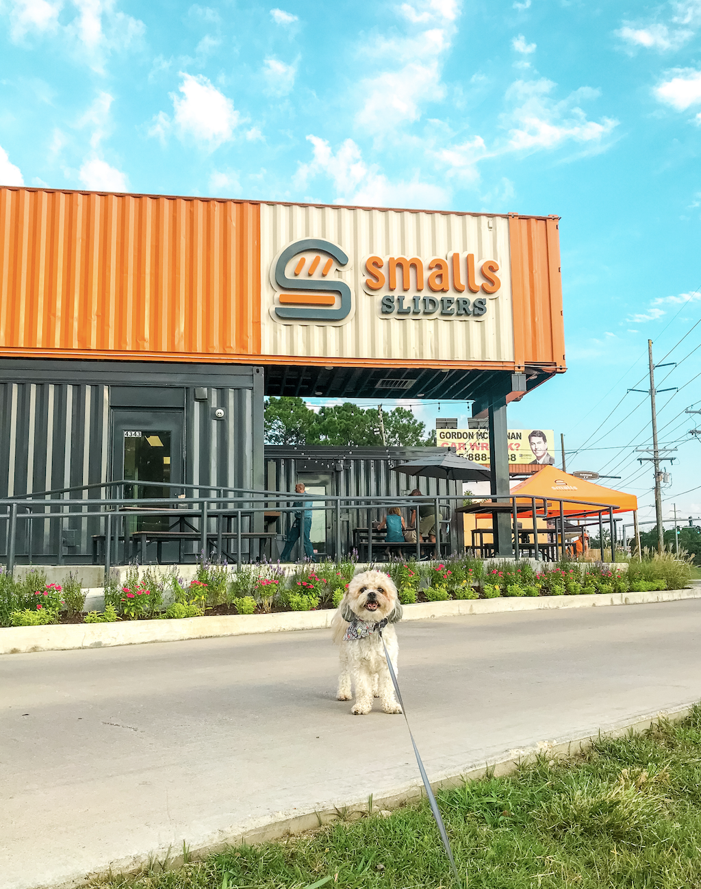 DOG FRIENDLY BATON ROUGE: SMALLS SLIDERS HAS GREAT GRUB AND A PUP FRIENDLY ATMOSPHERE